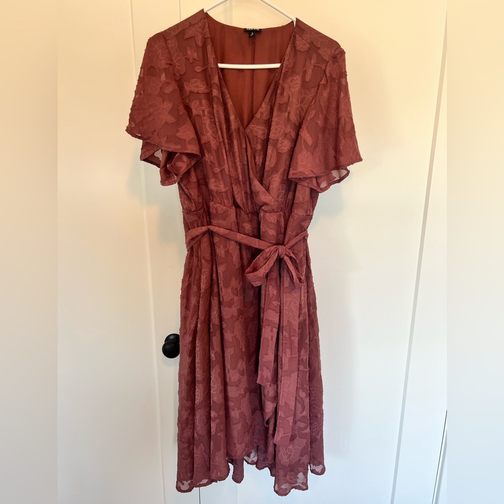 Beautiful dusty pink dress size 2 (18/20)